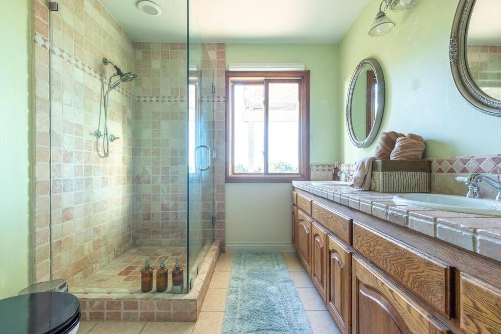 30 Pct Off!! Limited Time! Zen Guest Suite, Near & Hiking Trails, Location Appartement