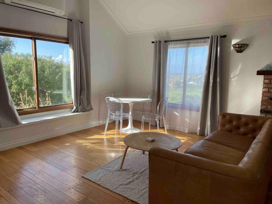 Appartement 30 Pct Off!! Limited Time! Zen Guest Suite, Near & Hiking Trails, Location