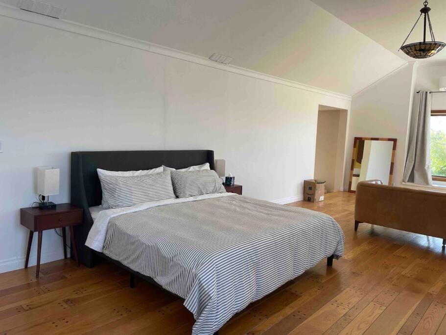 30 Pct Off!! Limited Time! Zen Guest Suite, Near & Hiking Trails, Location