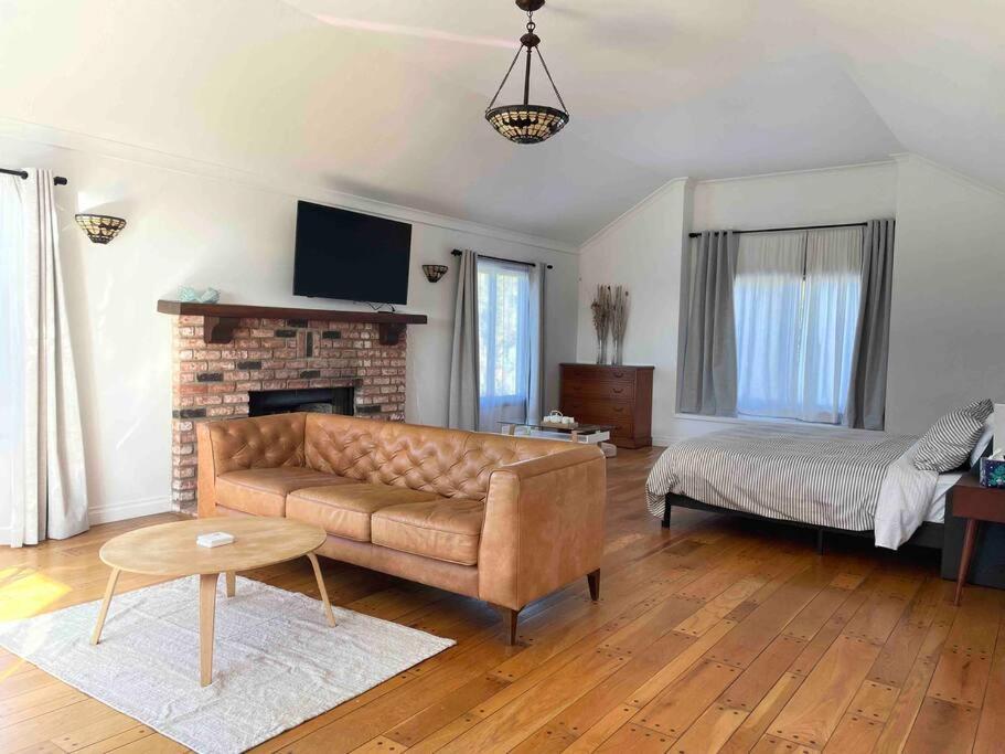 30 Pct Off!! Limited Time! Zen Guest Suite, Near & Hiking Trails, Location Appartement